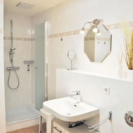 Tatil Evi Schoenblick Comfortable Binz
